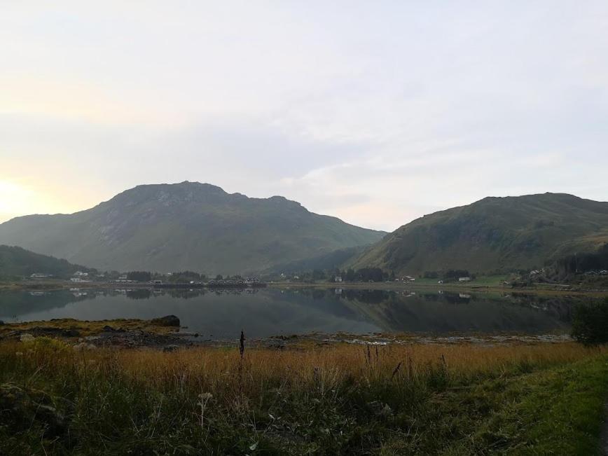 ホテルGlamping Lofoten Kongsjorda エクステリア 写真