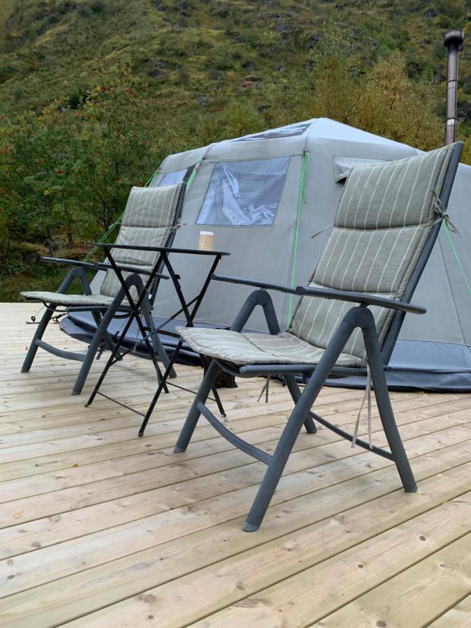 ホテルGlamping Lofoten Kongsjorda エクステリア 写真